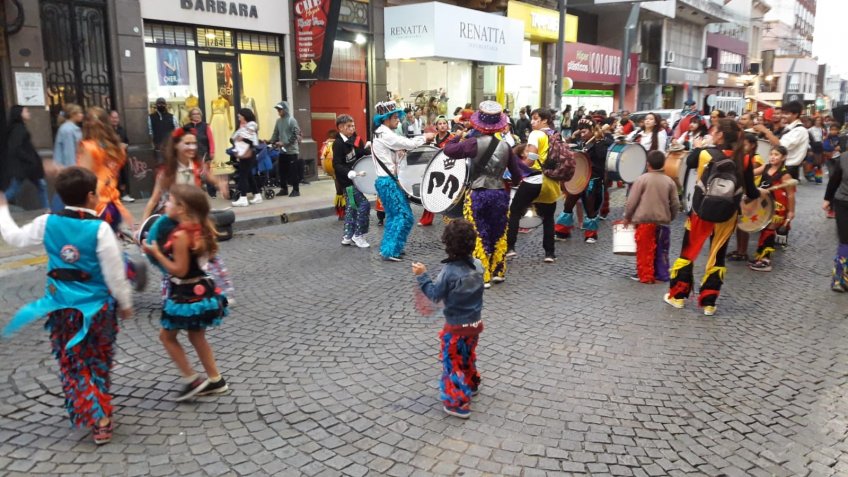 Con las Llamadas, se dio inicio al Carnaval de Mi Tandil